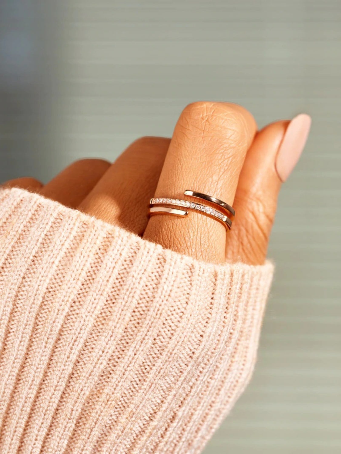 Women’s jewelry – stylish rings, necklaces, earrings, and bracelets