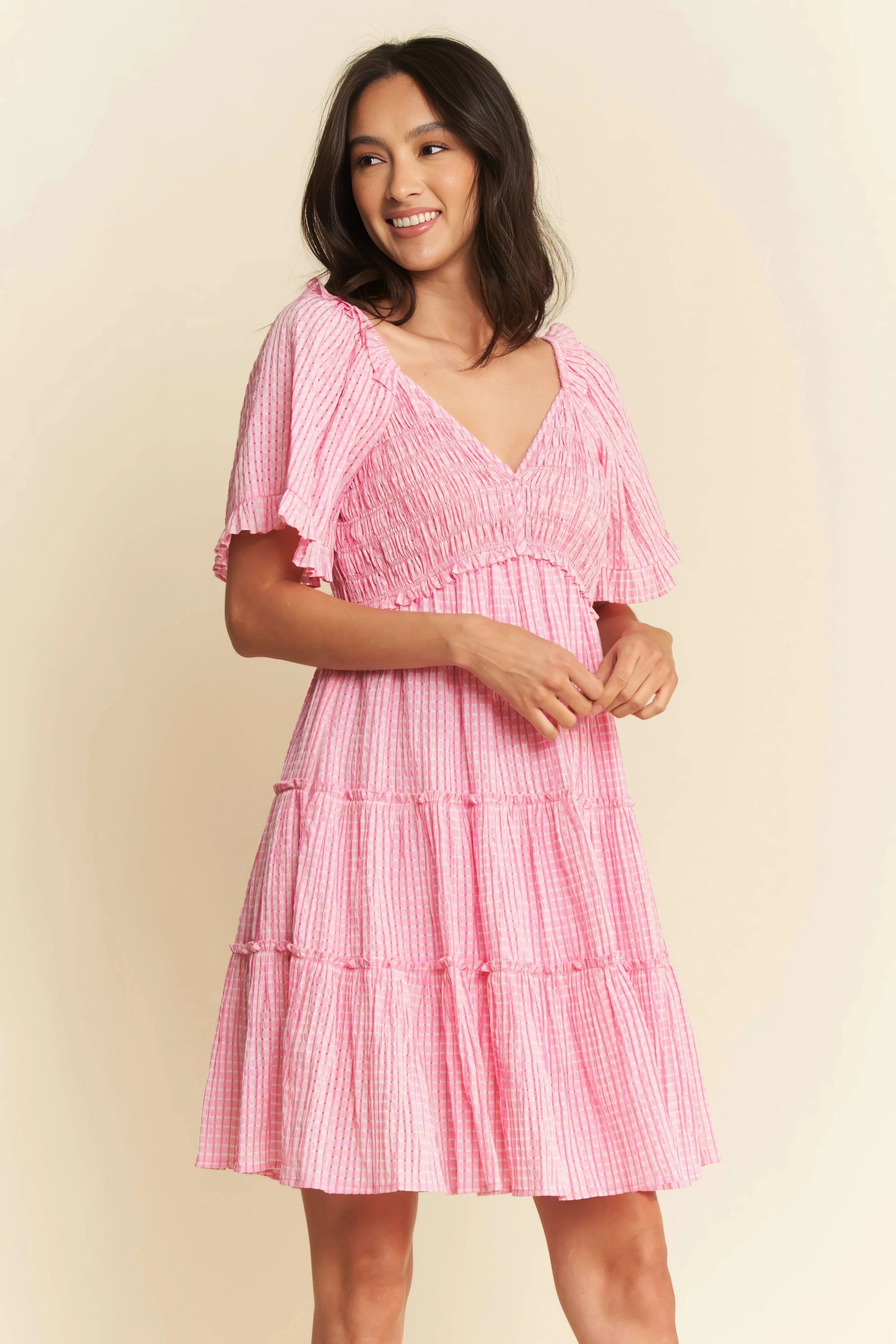 Trendy pink outfits for women – dresses, tops & colorful matching sets