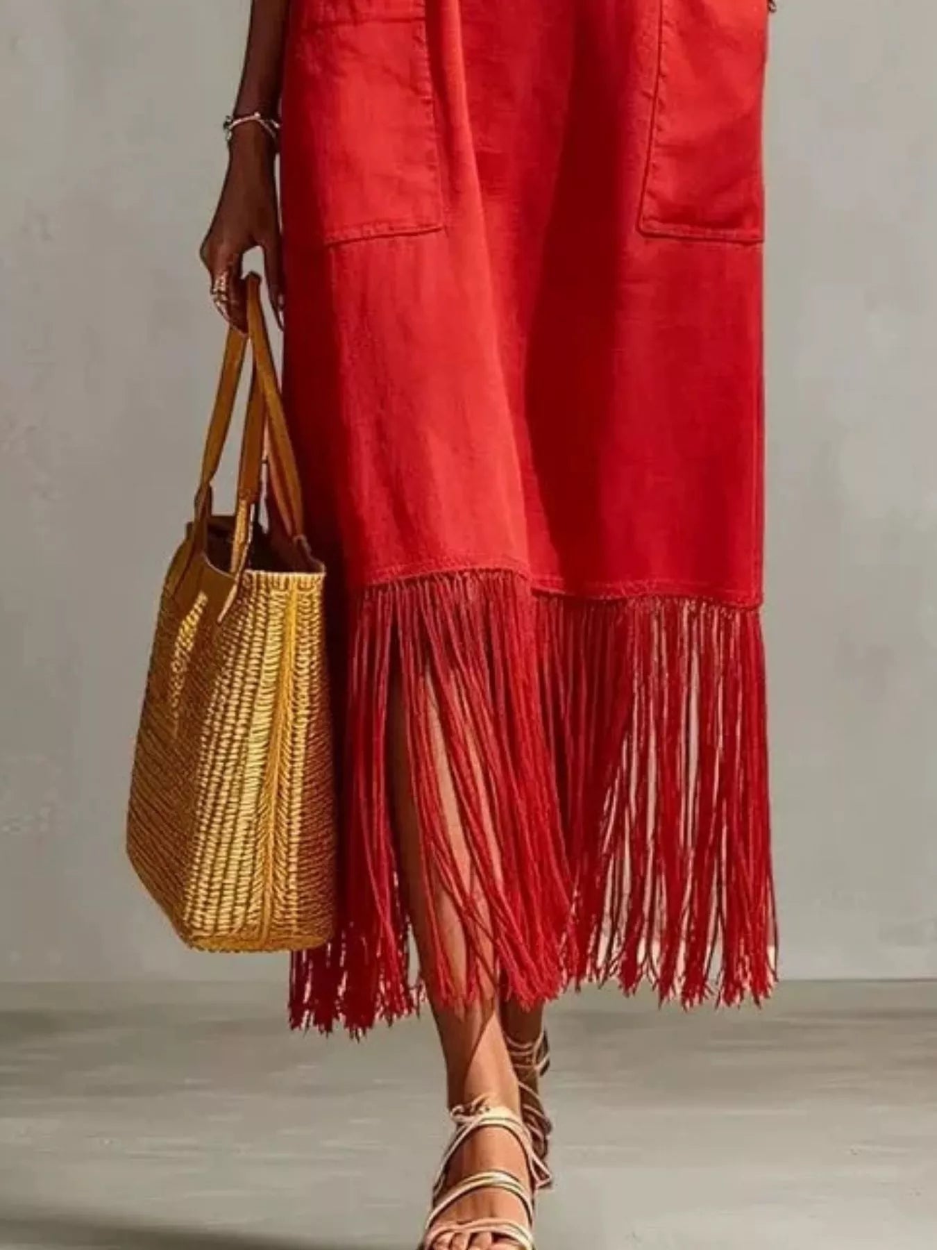 Plus-size V-neck spaghetti strap midi dress with fringe hem and pockets