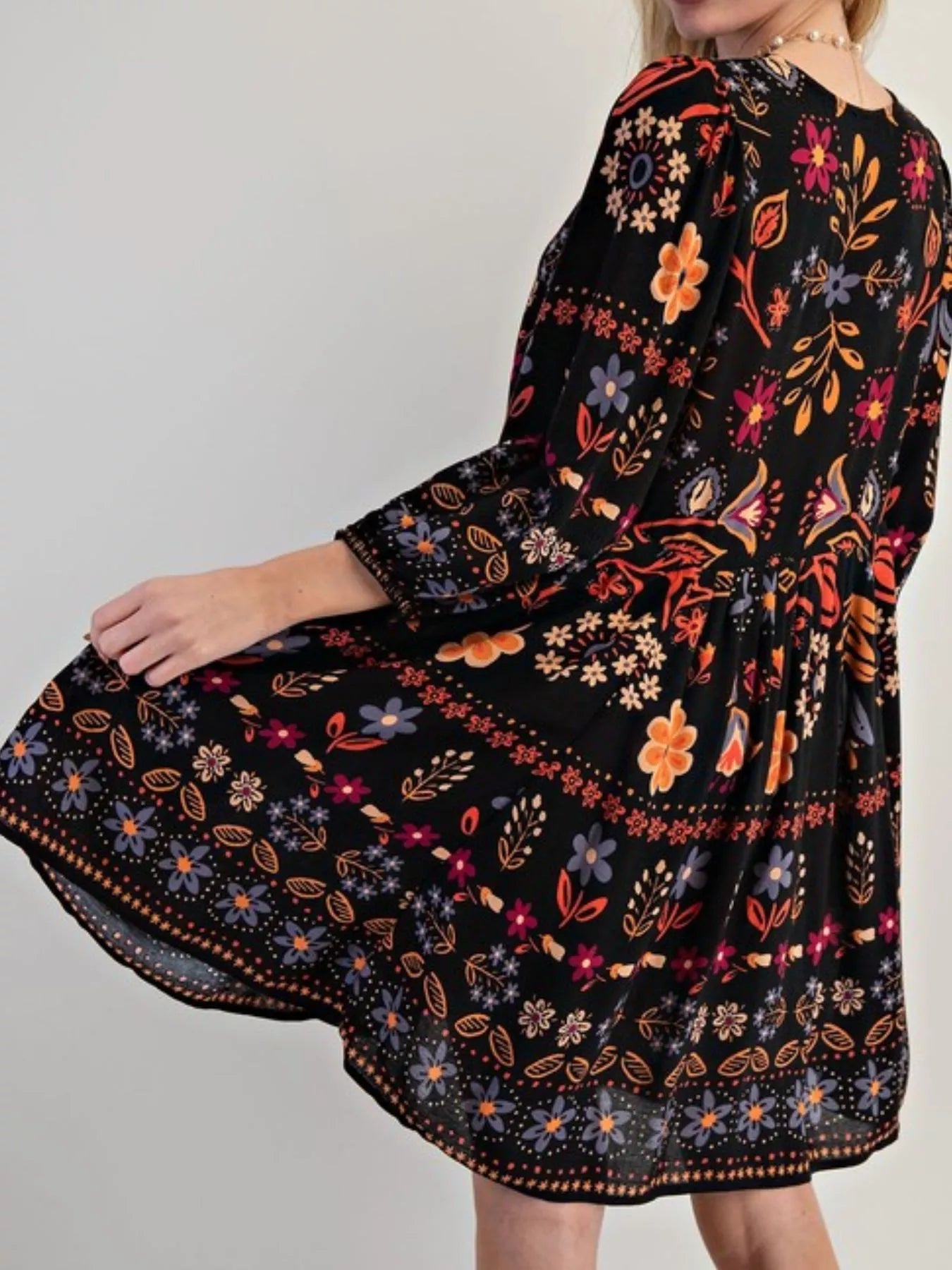 Bohemian Floral Print Long Sleeve Mini Dress with Pockets.