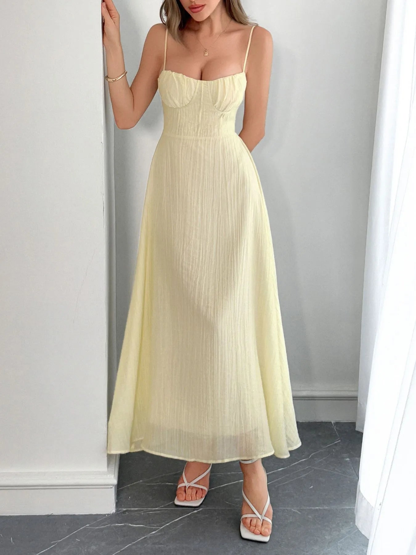 Tie Front Floral Print Maxi Dress.