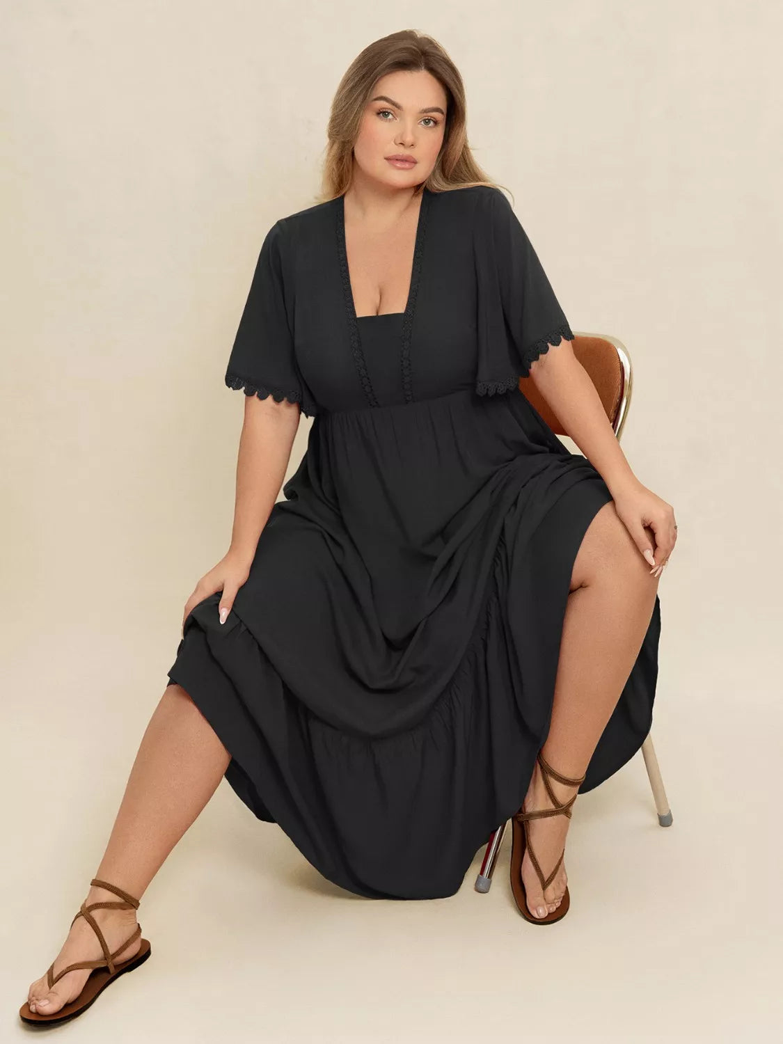 Plus Size Button Up Printed Short Sleeve Maxi Dress with Slit.