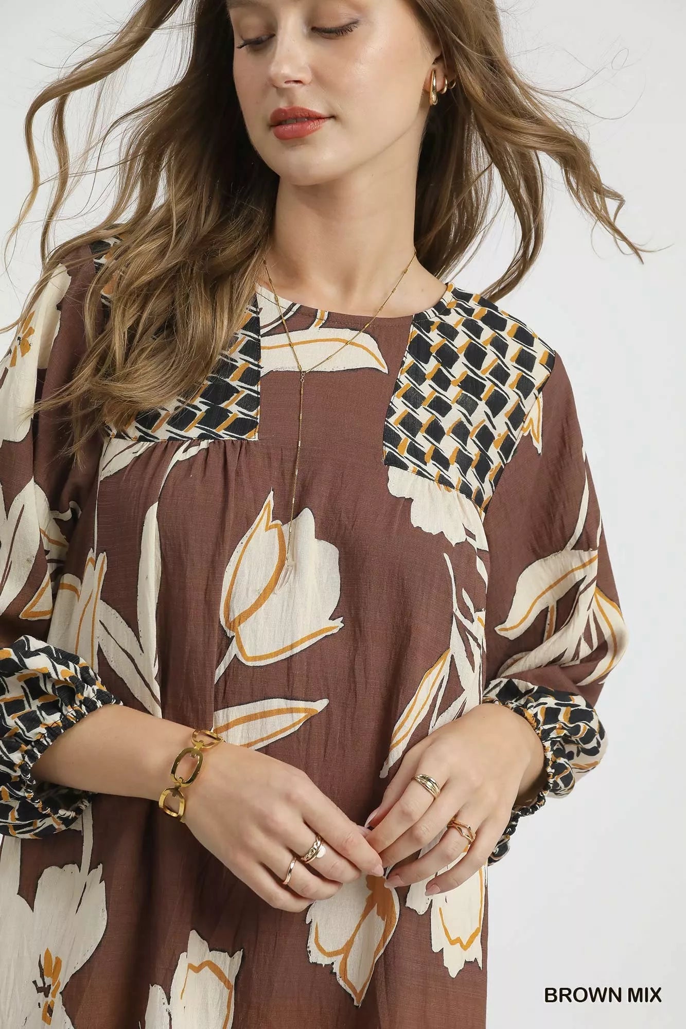 Floral Lace Halter Deep V-Neck Bodycon Dress - Backless.