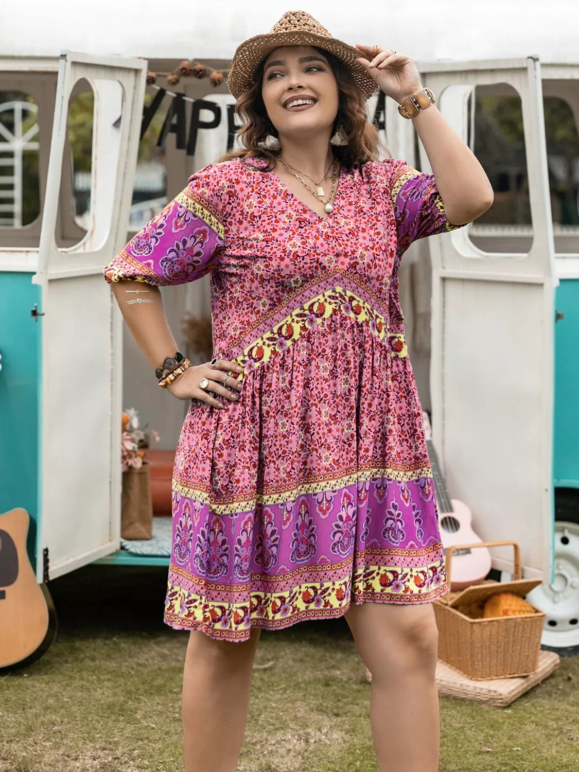 Plus Size Lace Patchwork Short Sleeve Maxi Dress with Tied Waist.