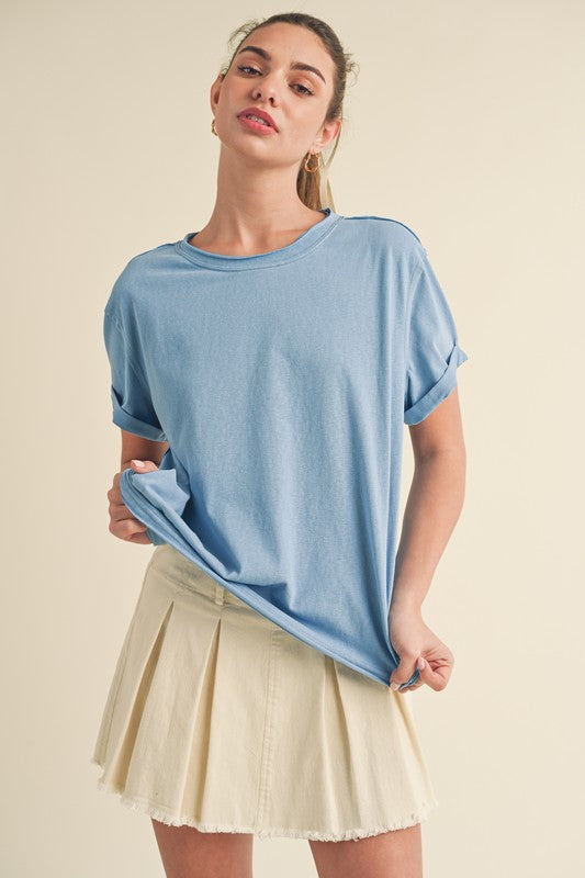 Exposed Seam Round Neck Short Sleeve T-Shirt