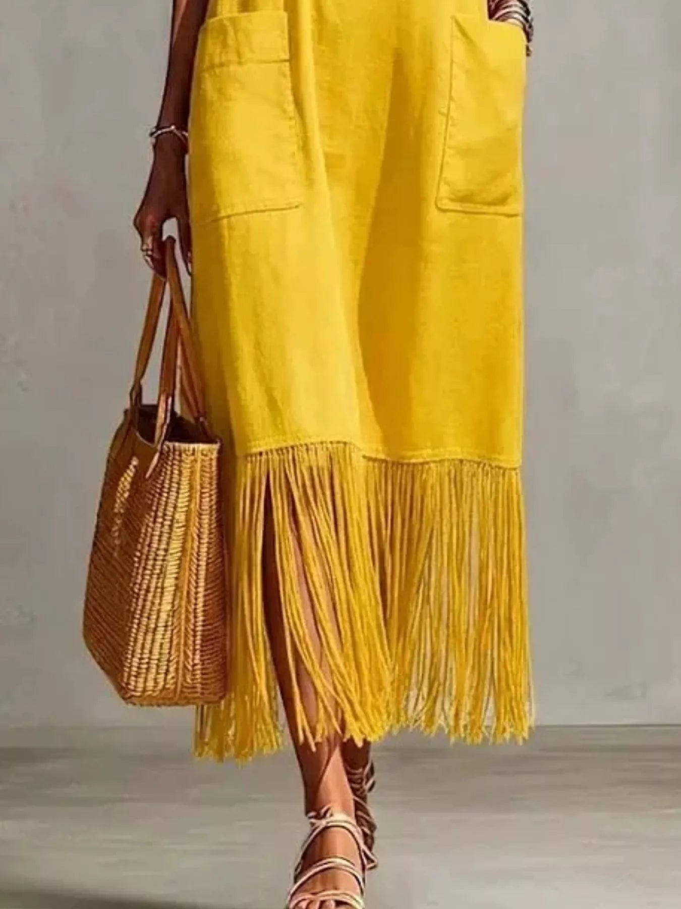 Plus-size V-neck spaghetti strap midi dress with fringe hem and pockets