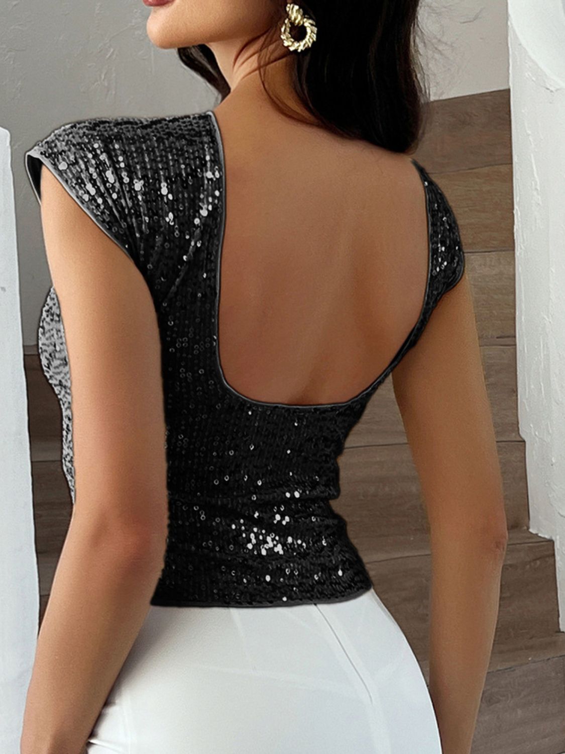Sequin Round Neck Backless T-Shirt