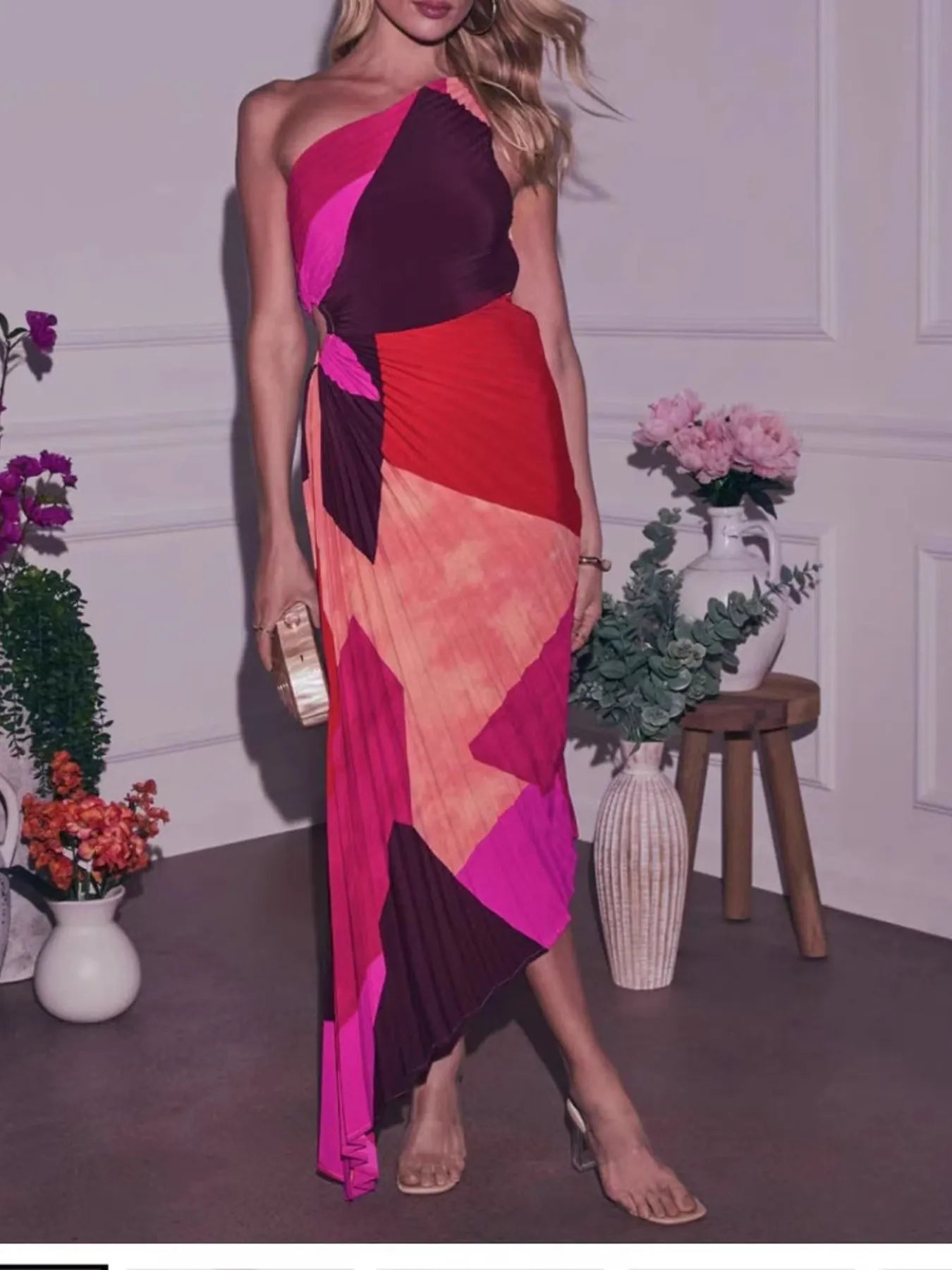 Sleeveless Bodycon Midi Dress - Basic.