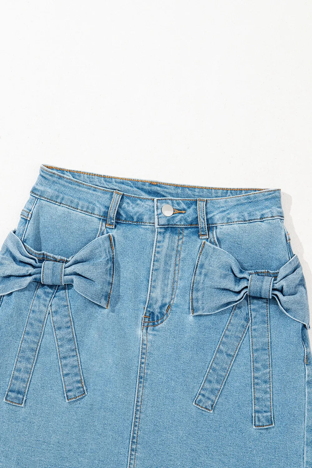 Acid Wash Bowknot Details High Waist Denim Skirt.