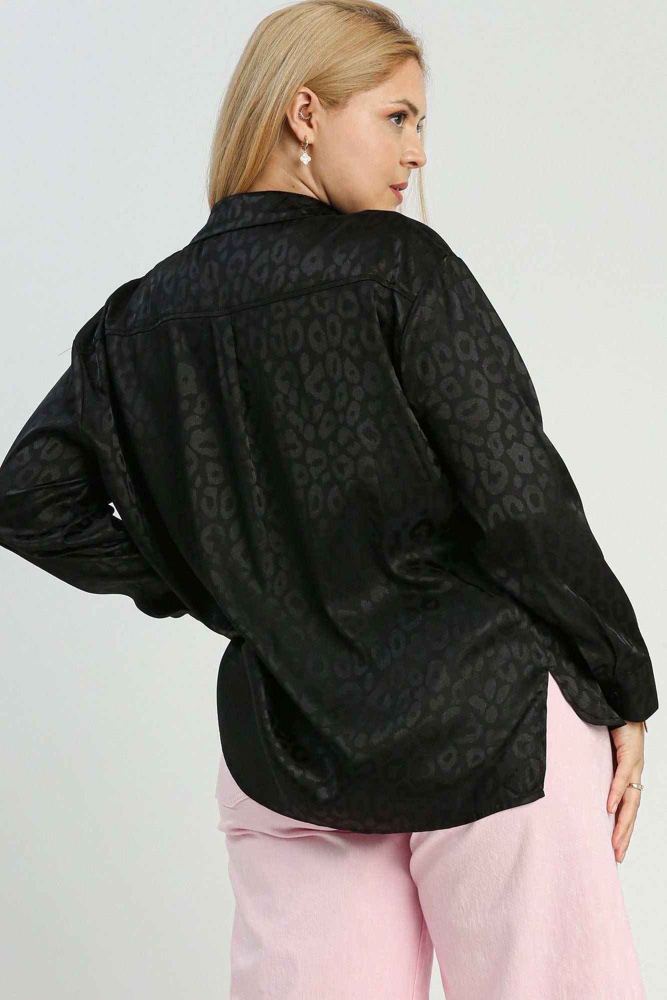 Umgee full size animal jacquard print button up long sleeve shirt, plus size.