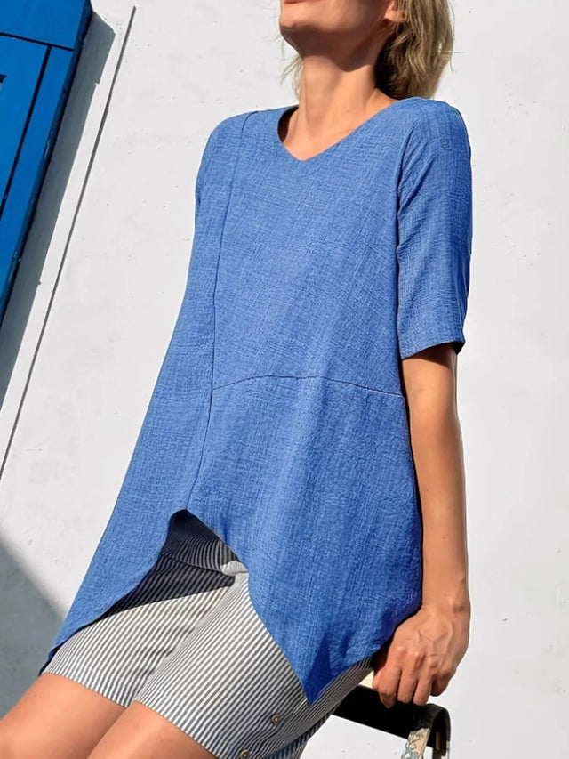 Asymmetric Hem Relaxed Fit T-Shirt.