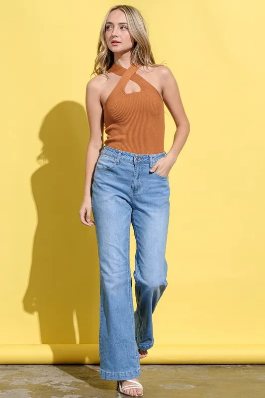 Basic rib cross halter neck tank top, slightly stretchy.