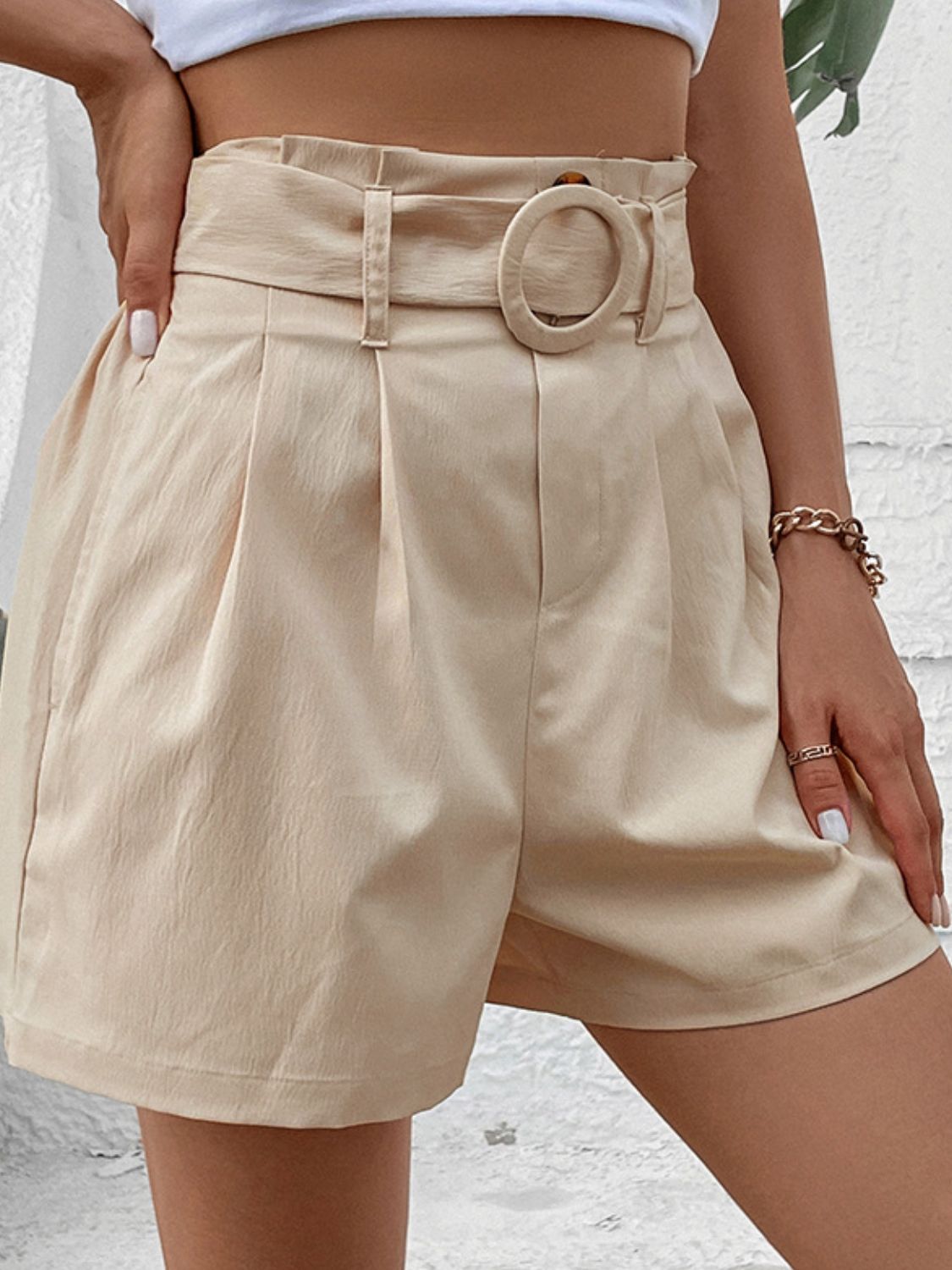 Solid belted shorts with pockets.