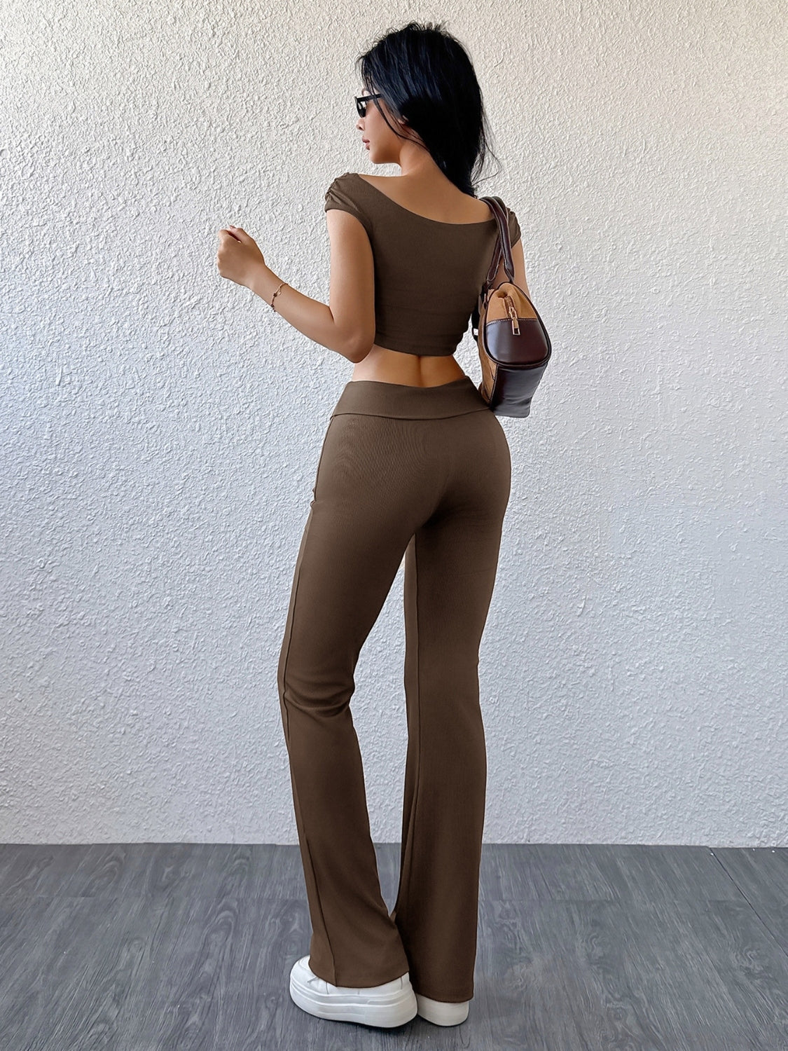 Boat Neck Cap Sleeve Top and Pants Set.