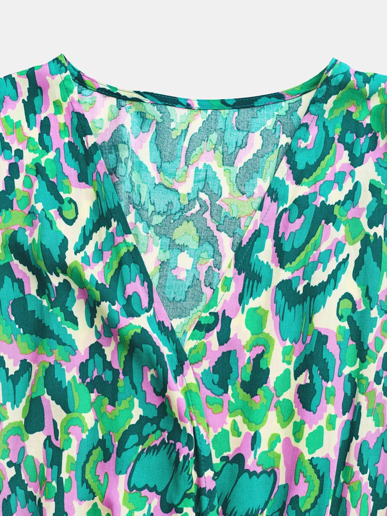 Bohemian Floral Print V-Neck Batwing Sleeve Romper