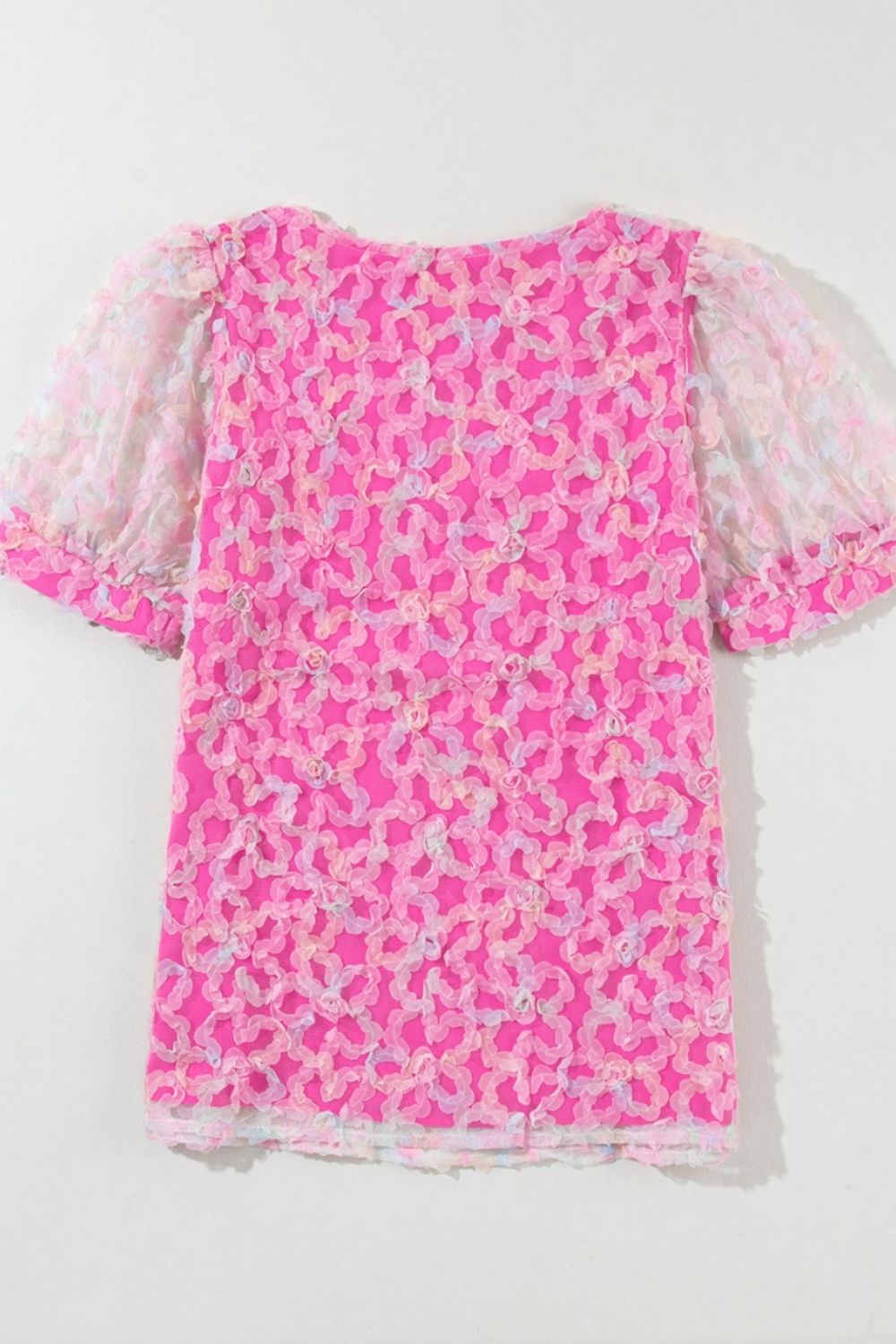 Bonbon flowery mesh short puff sleeve blouse.