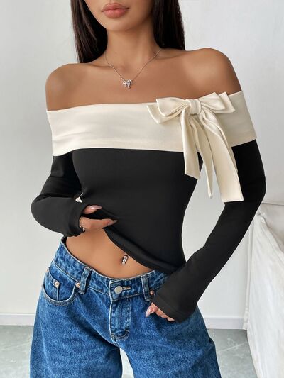 Perfee bow contrast off-shoulder long sleeve top.