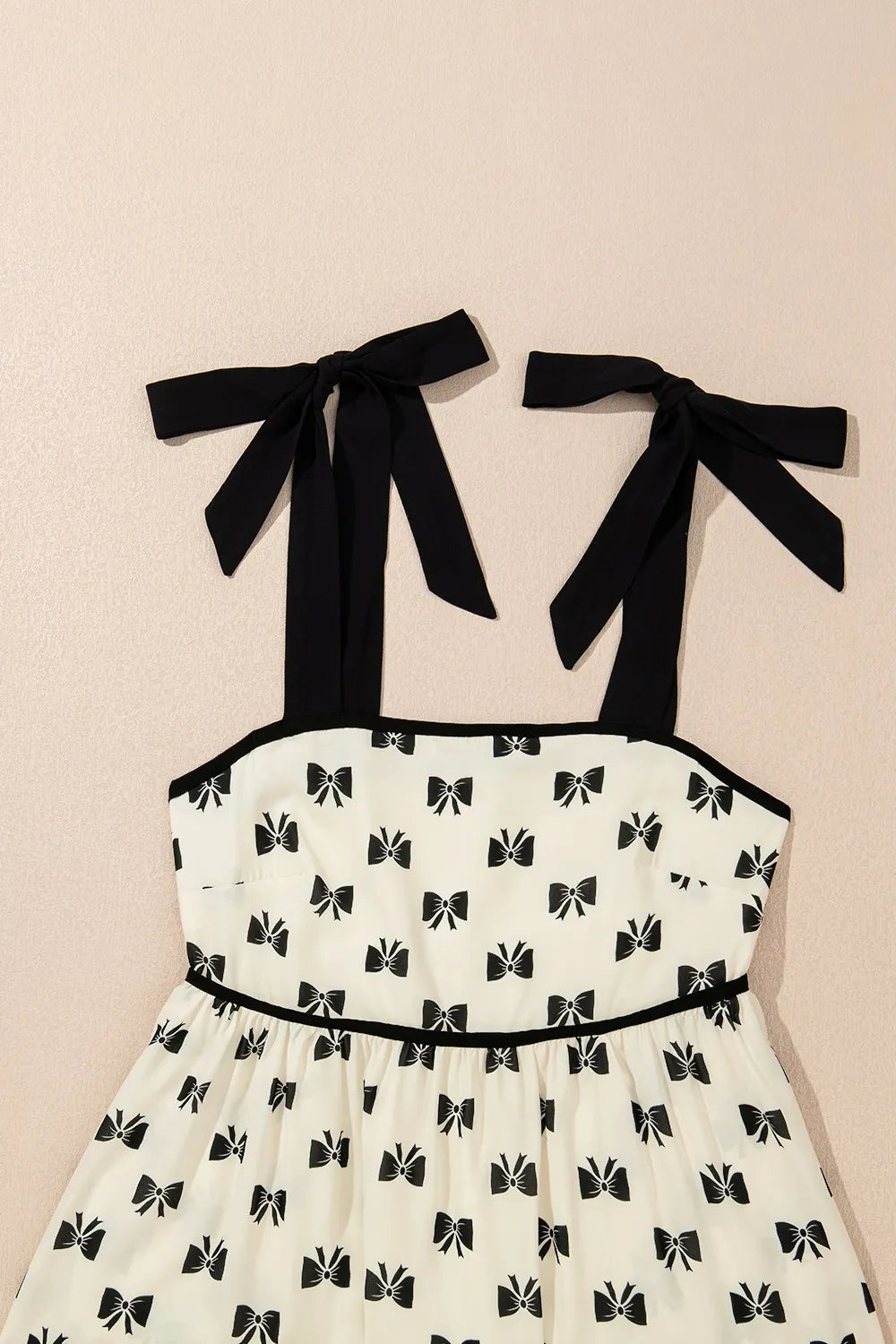 Bow Knot Color Contrast Trim Knotted Shoulder Mini Dress with Tied Detail.