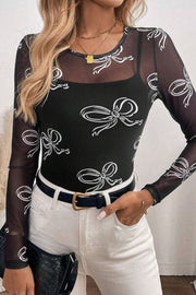 Bow round neck long sleeve top.
