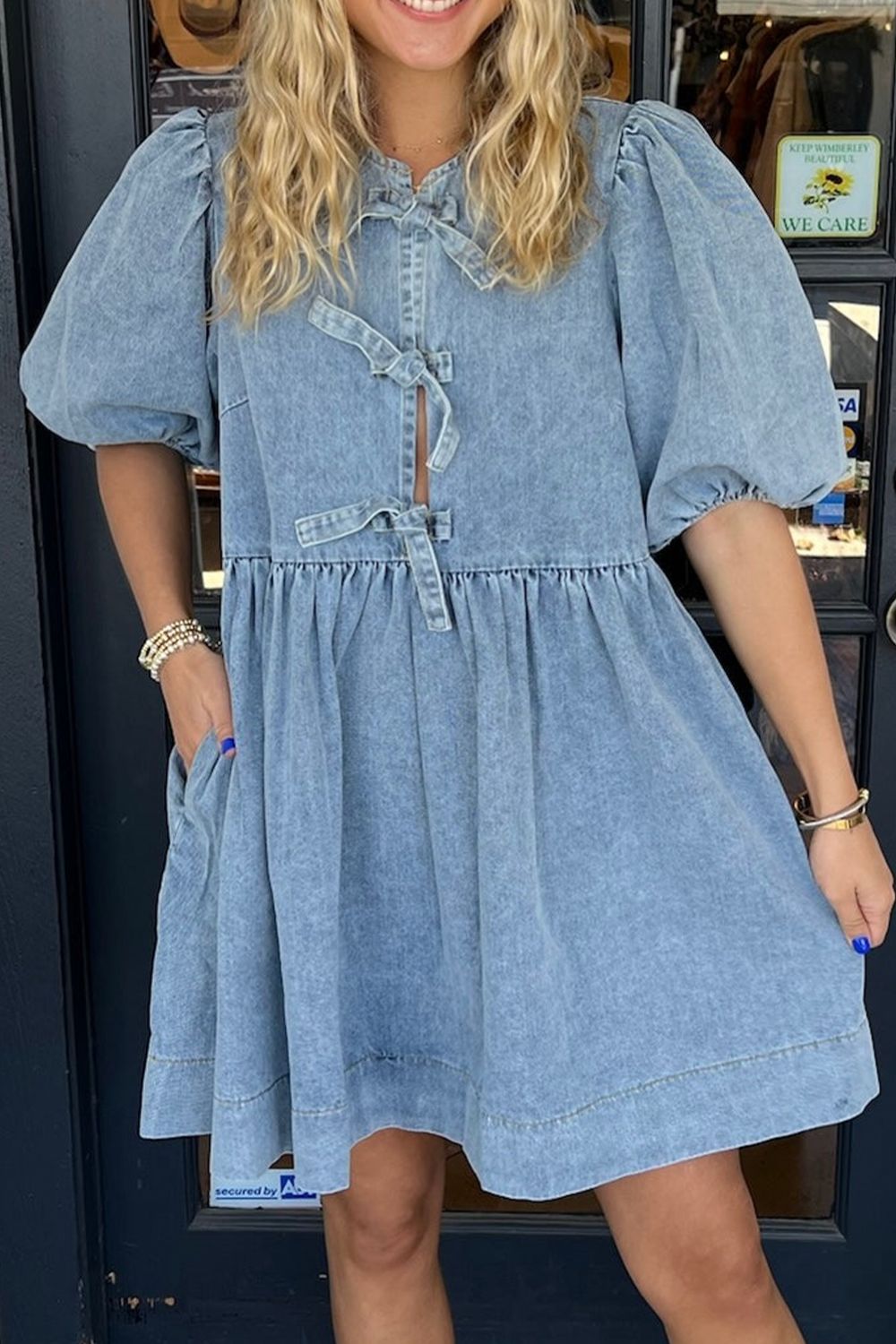 Bowknot Round Neck Half Sleeve Denim Dress.