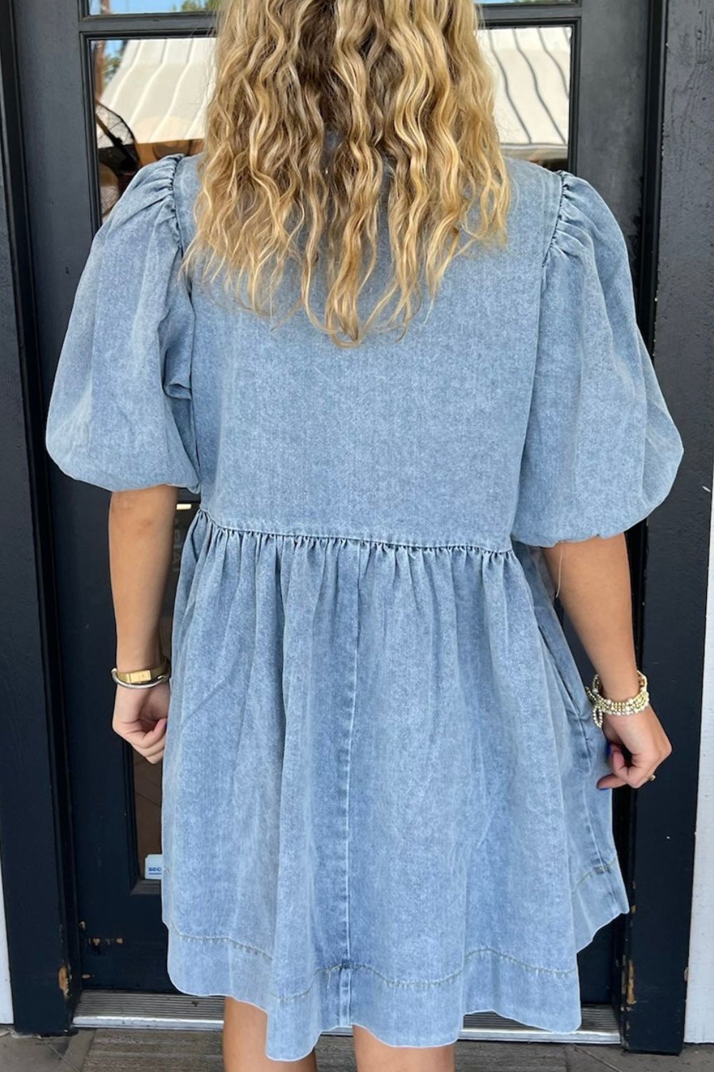 Bowknot Round Neck Half Sleeve Denim Dress.