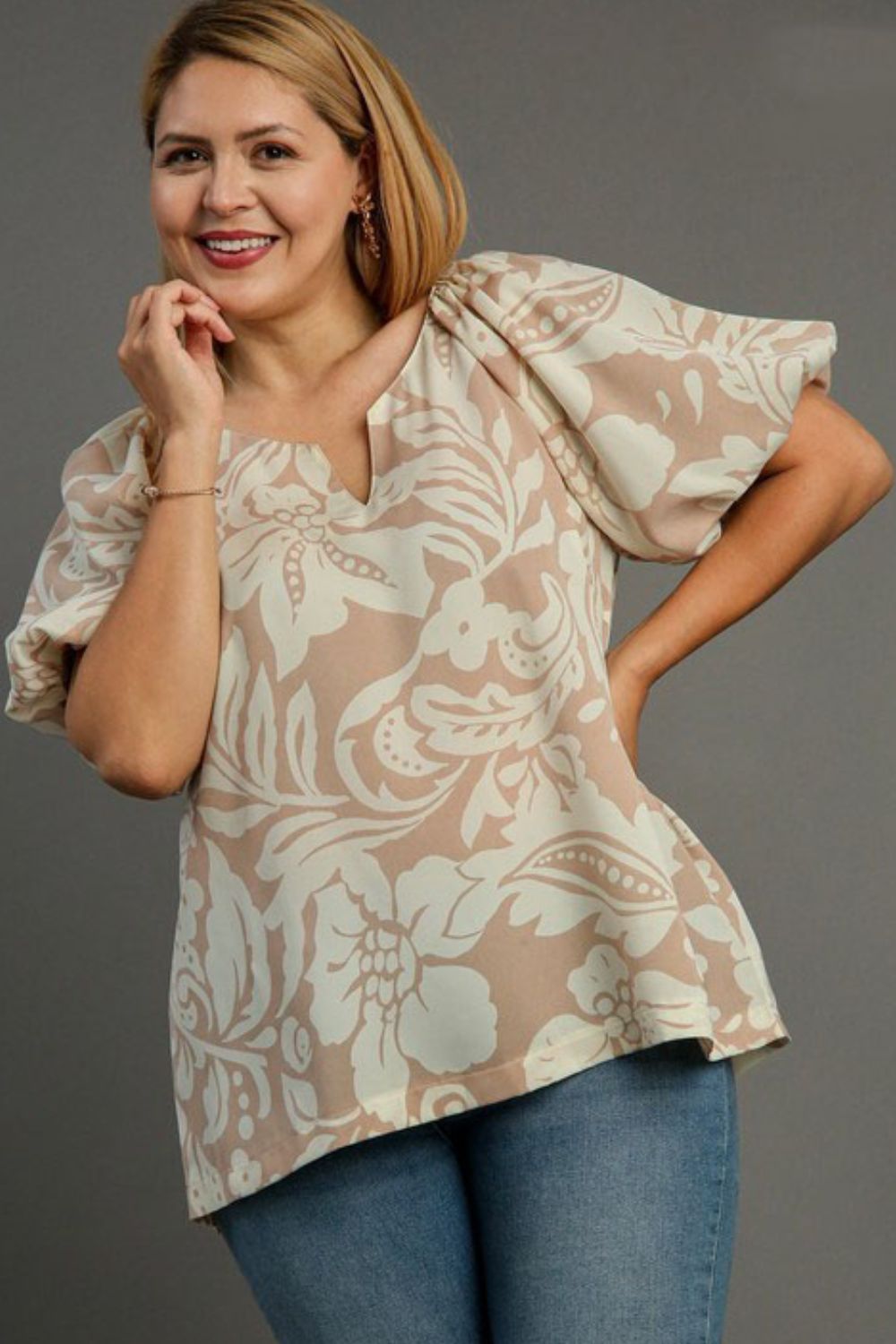 Umgee full size boxy cut split neck floral print top, plus size.