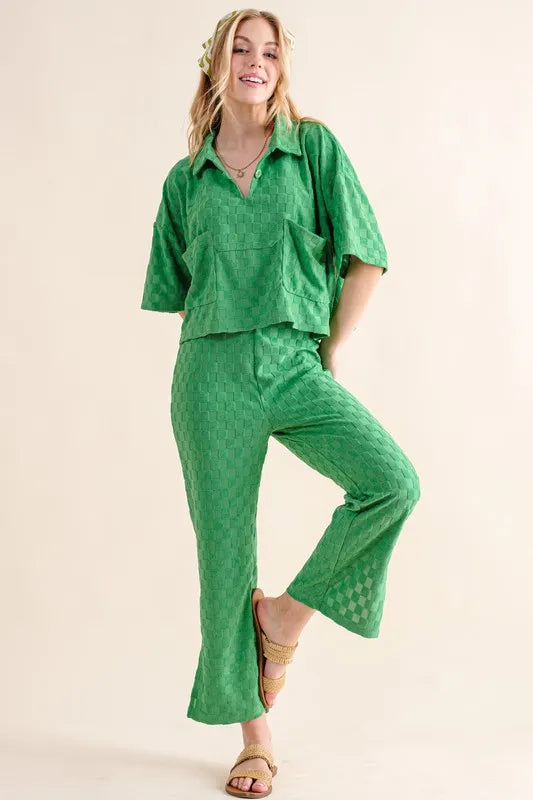 Brushed texture checkerboard pattern casual pants with slit.