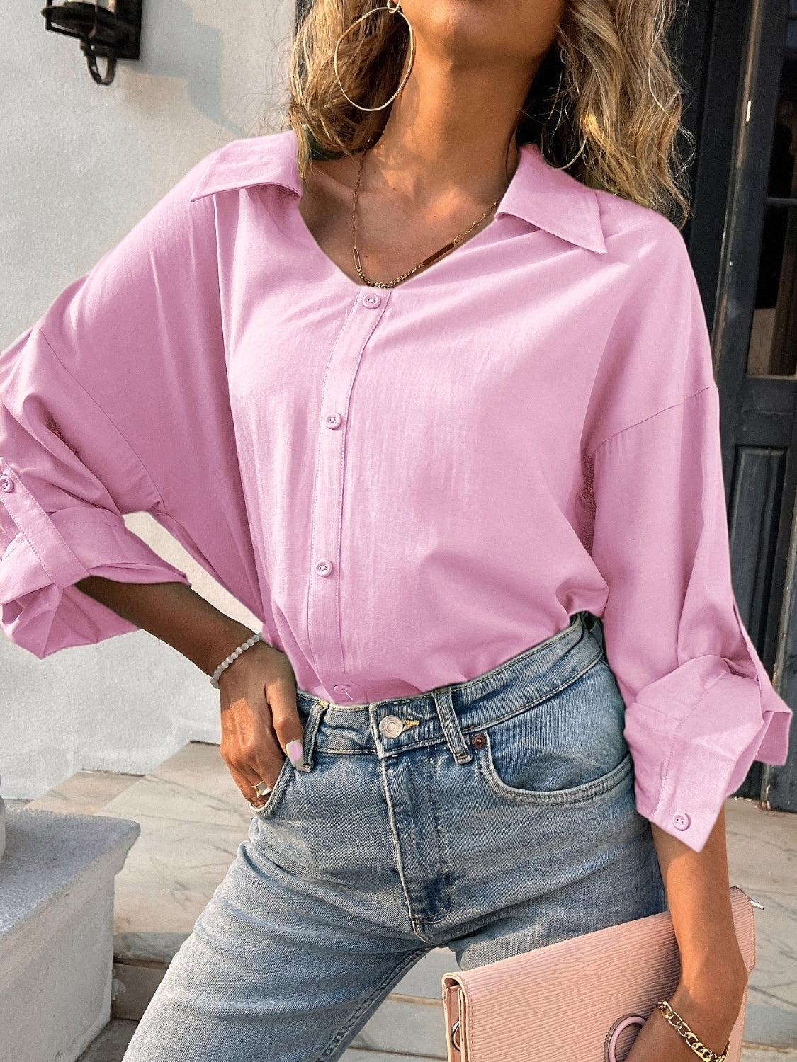 Button down collared neck long sleeve shirt with slit.