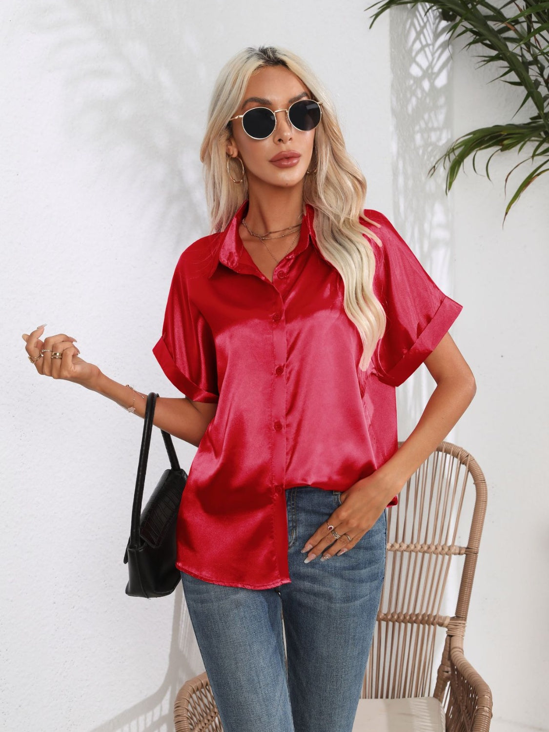 Button down collared neck short sleeve satin shirt.