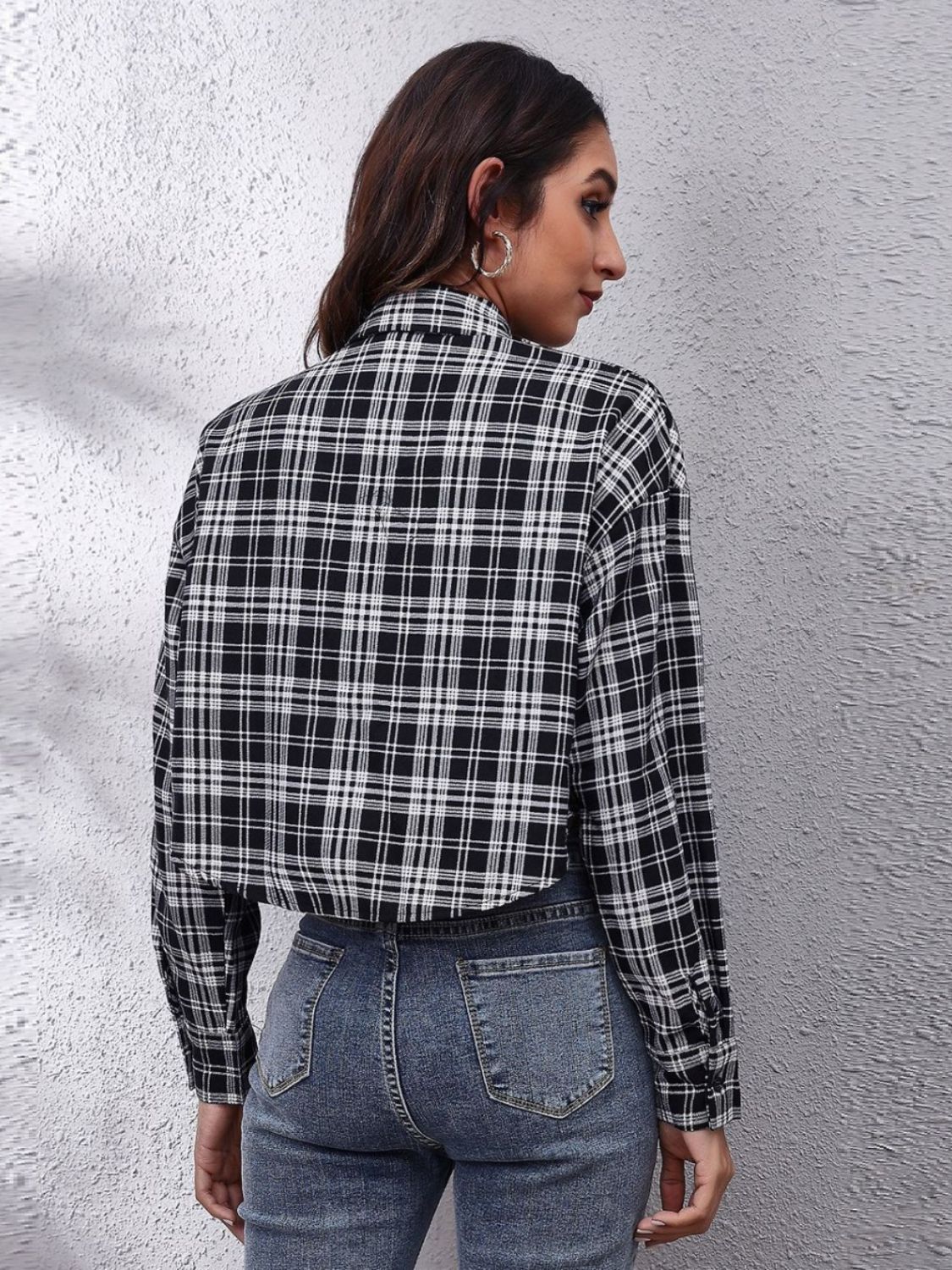 Button down printed cropped jacket with high-low hem.