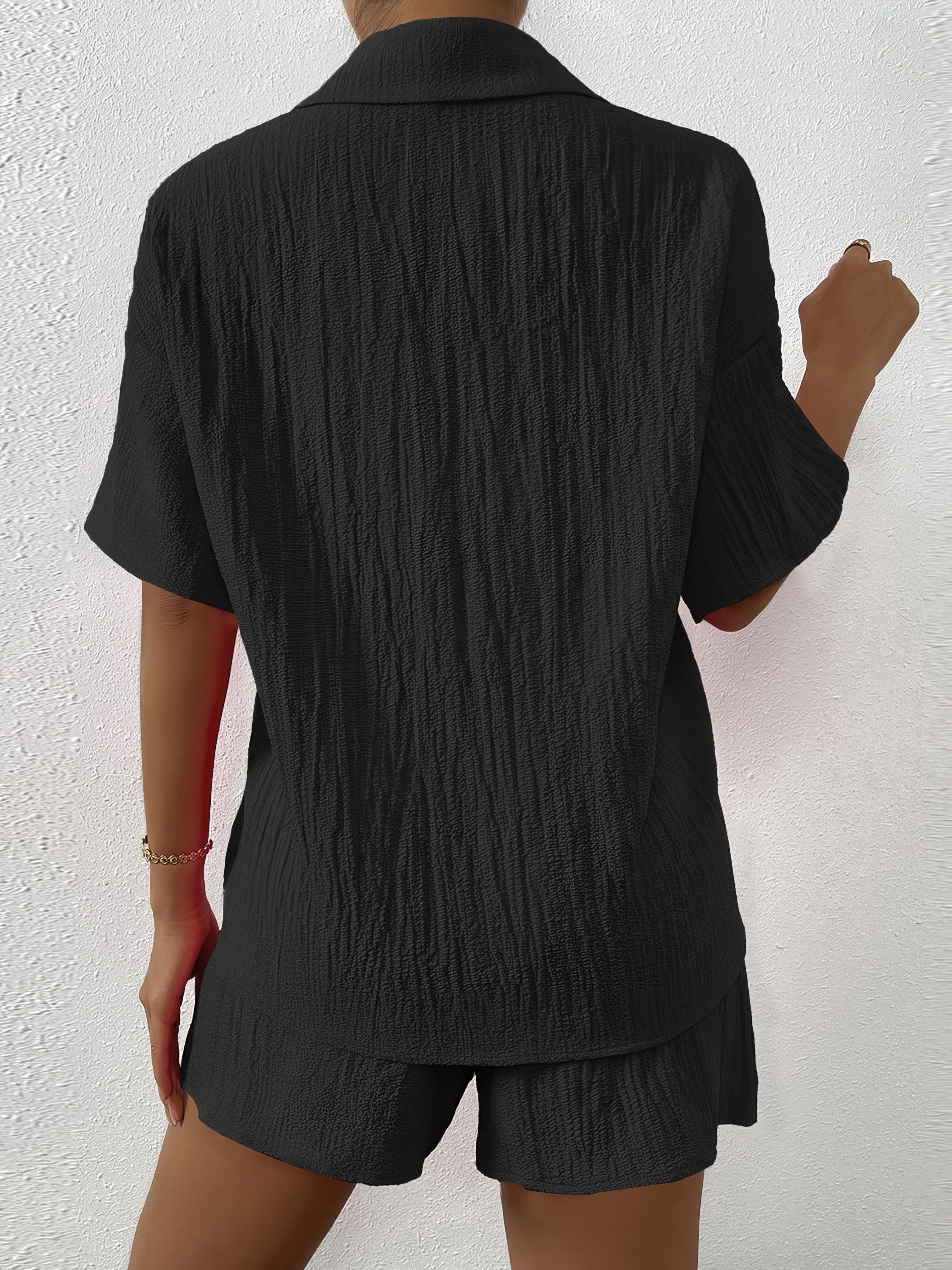 Women's button-up half-sleeve top and shorts set with pockets