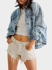 Button up long sleeve denim jacket with pockets.