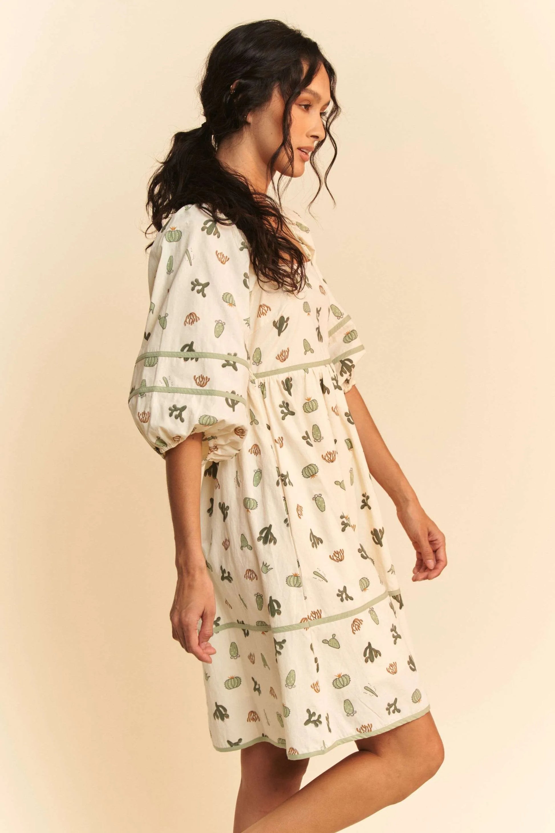 Davi Dani Cactus Printed Poplin Contrast Piping Mini Dress.
