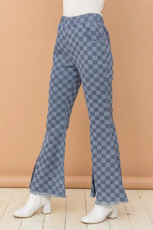 Checkerboard high waist bell pants, oversized.