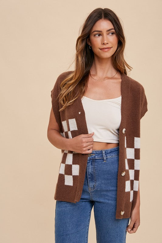 Checkered button down short sleeve cardigan with ribbed details.
