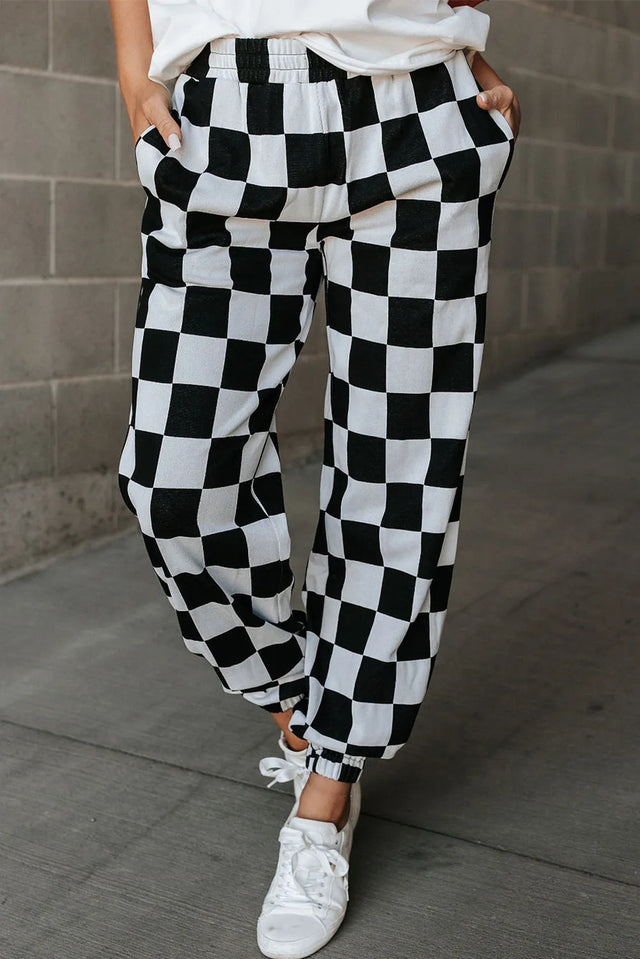 Checkered elastic waist joggers with pockets, opaque.
