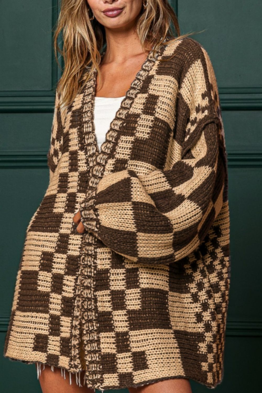 Checkered open front long sleeve cardigan.