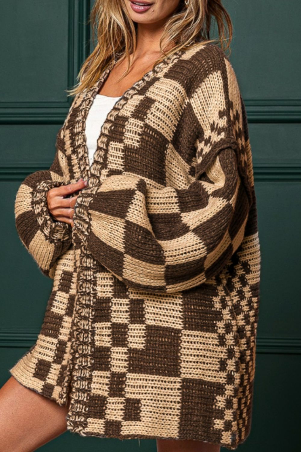 Checkered open front long sleeve cardigan.