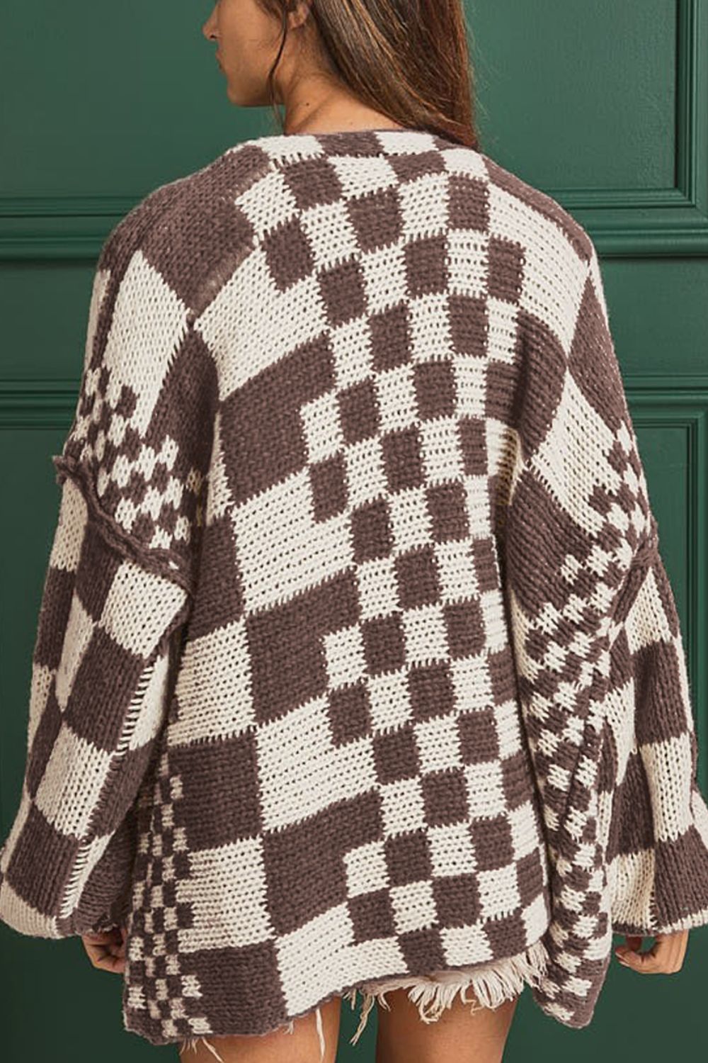 Checkered open front long sleeve cardigan.