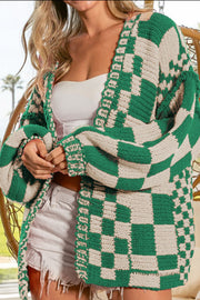 Checkered open front long sleeve cardigan.