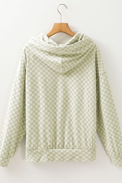 Checkered print kangaroo pocket drawstring hoodie.