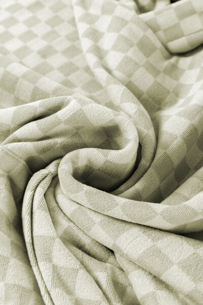 Checkered print kangaroo pocket drawstring hoodie.