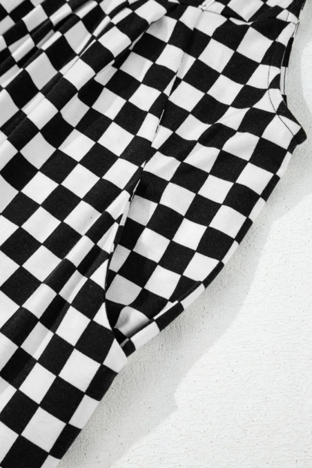 Checkered Print Pocketed Wide Leg Jumpsuit.