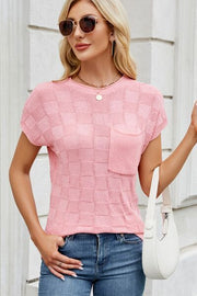 Checkered round neck short sleeve knit top with pockets.