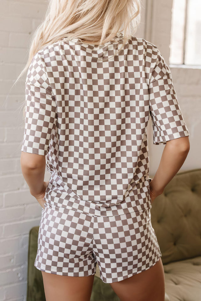 Women's checkered two-piece set with round neck top and drawstring shorts