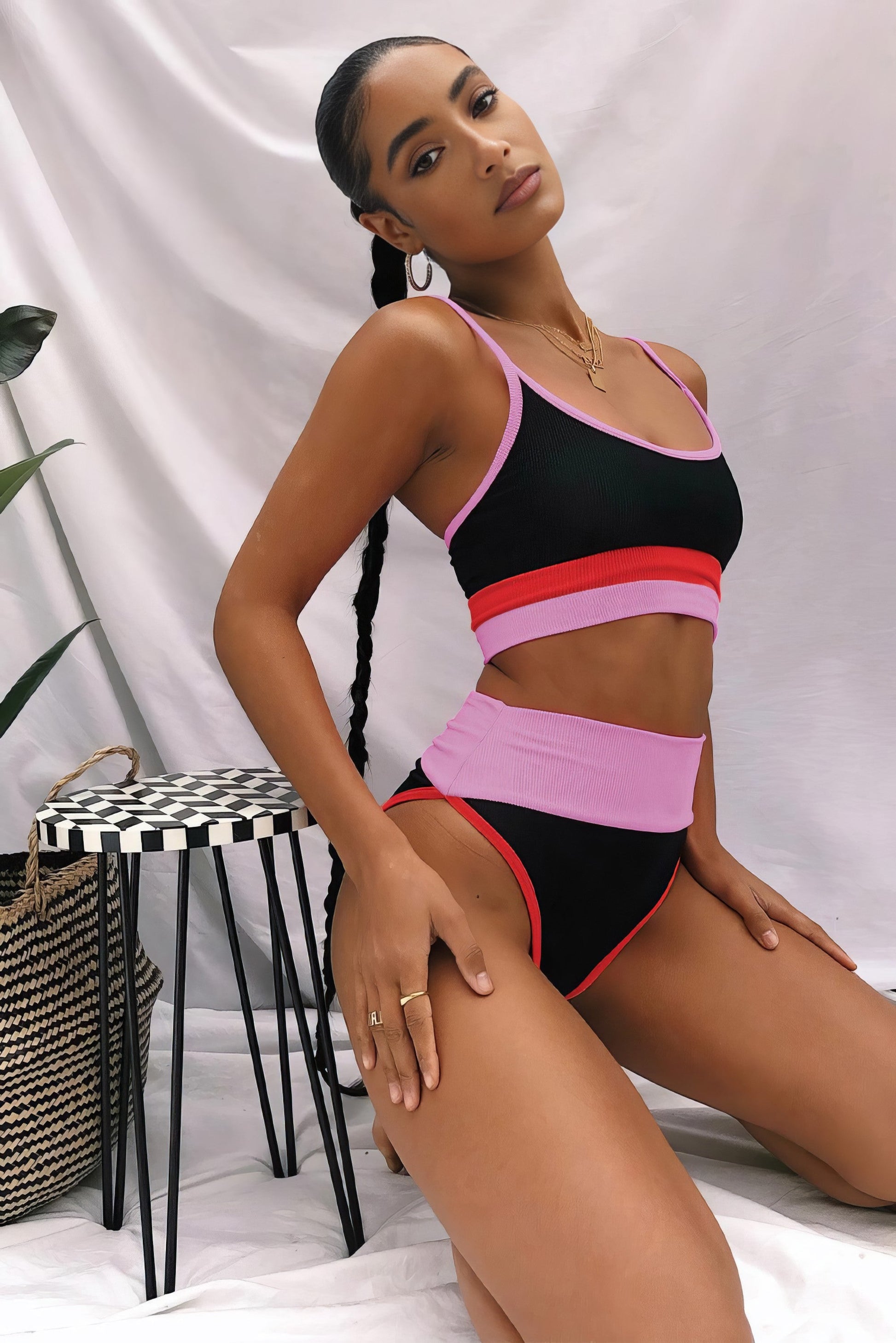 High waist color block spaghetti strap two-piece swim set with removable padding.