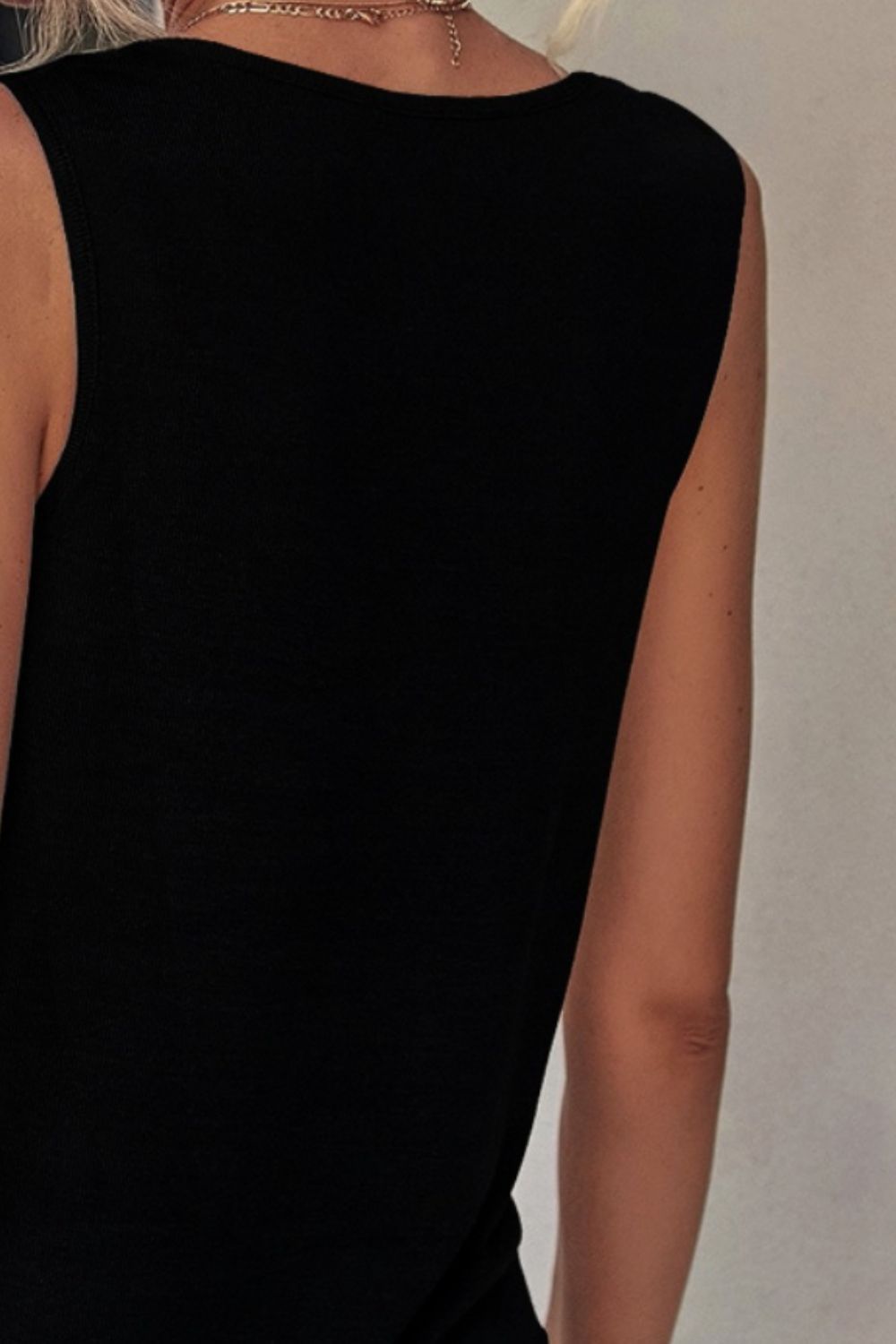 Color block wide strap tank top.