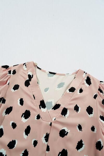 Contrast animal print V-neck long sleeve blouse.