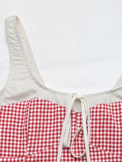 Contrast plaid square neck tank top with tie detail.