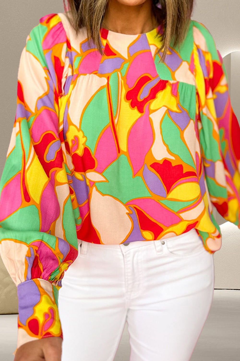 Contrast print round neck long sleeve blouse.
